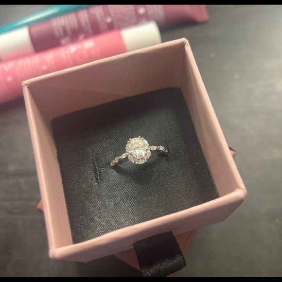 Moissanite Diamond 925 sterling silver antique oval engagement ring engagement - Picture 3 of 8